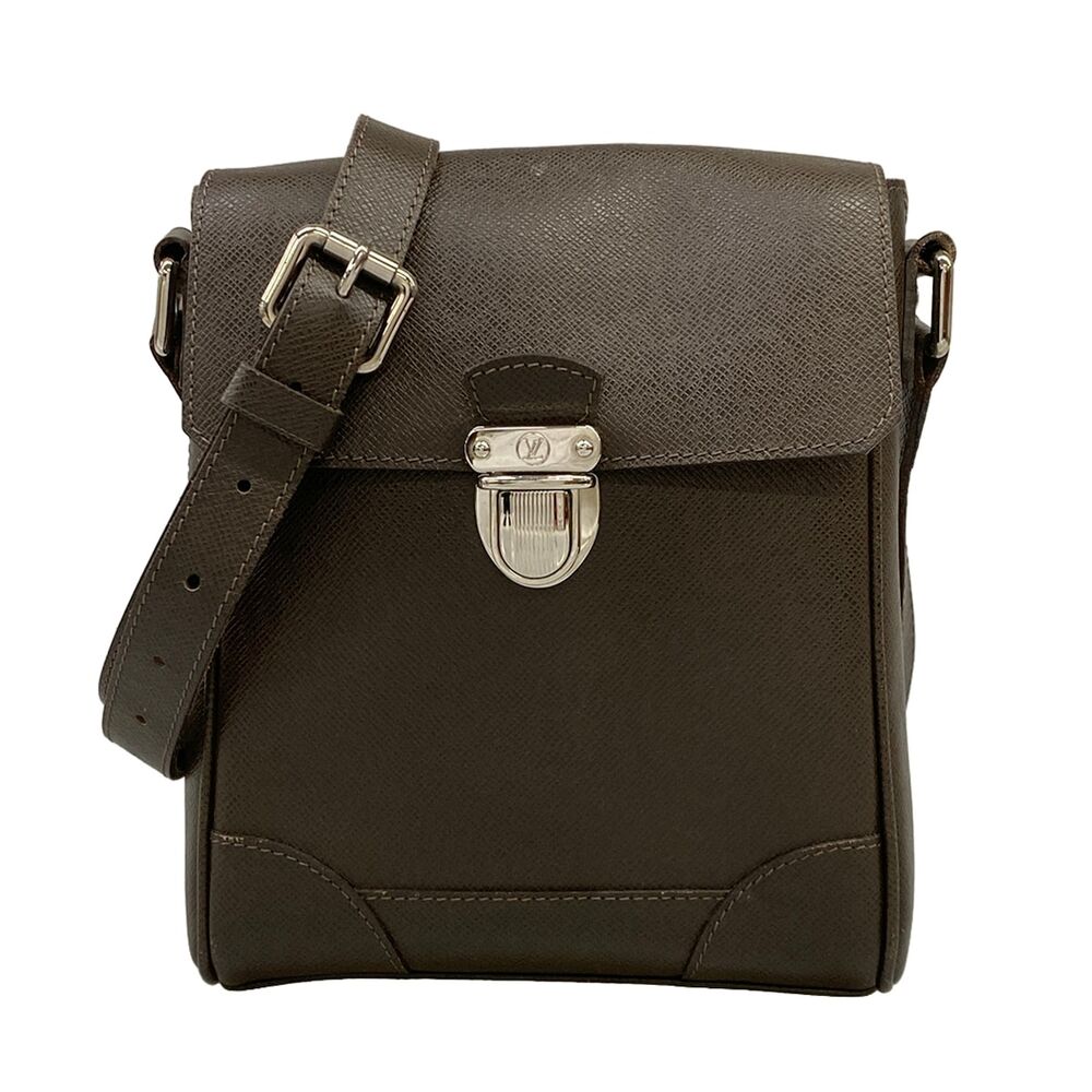 Louis Vuitton Luka Taiga Shoulder Bag M31198